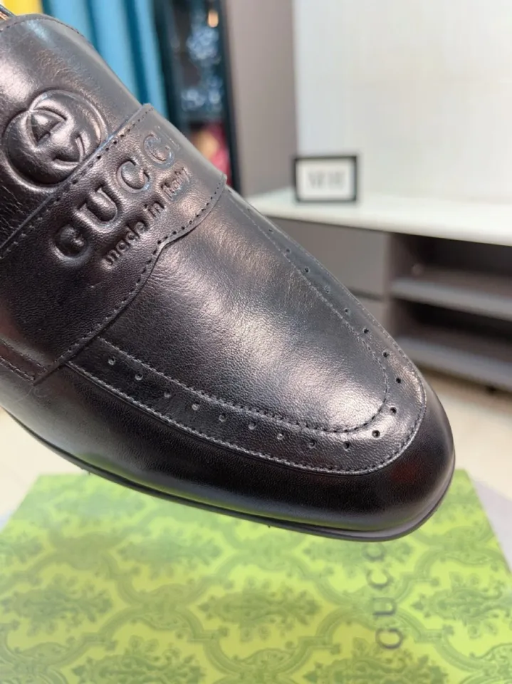 Men's shoes 💰500🌹🌹Niuli [GUCCI Gucci] A new style of formal men's leather shoes is coming~ The original quality upper is made of patent leather imported from Italy, the leather is soft and delicate, comfortable and soft first-layer cowhide lining, rubber wear-resistant outsole, the shoe shape is dignified and domineering, and the luxury charm cannot be concealed! The natural and free nouveau riche leads the trend. Code number: 38-44